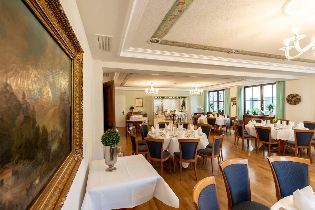 Hotel Gasthof Krone Niederstetten Extérieur photo