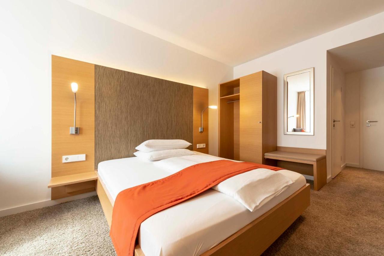Hotel Gasthof Krone Niederstetten Extérieur photo