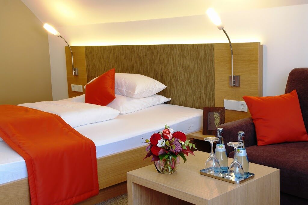 Hotel Gasthof Krone Niederstetten Extérieur photo