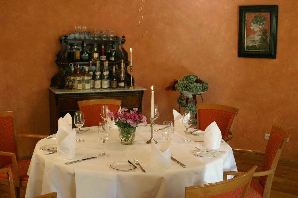 Hotel Gasthof Krone Niederstetten Extérieur photo